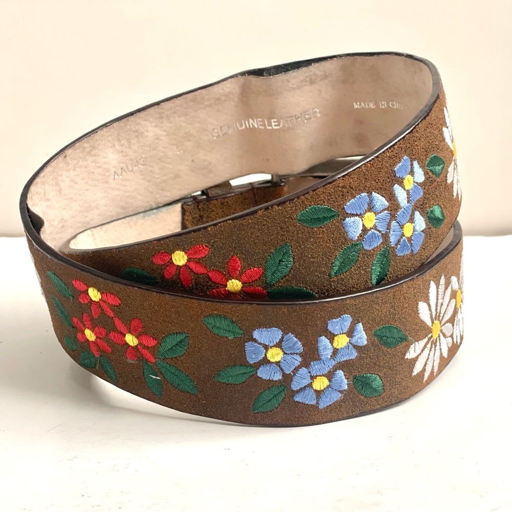 Brown Suede Floral Embroidered Belt with Silver Buckle - Picture 4 of 12